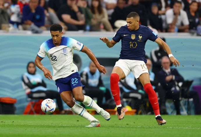 שחקן נבחרת אנגליה, ג'וד בלינגהאם מול שחקן נבחרת צרפת, קיליאן אמבפה