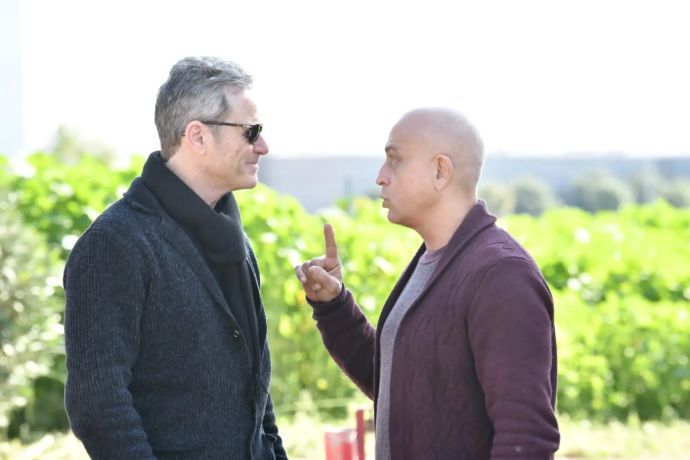 כדורגלני העבר בוני גינצבורג, משה סיני בהלווייתו של דרור קשטן ז"ל