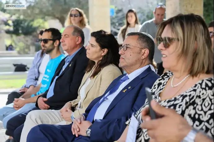 משה ליאון ראש העיר ירושלים, יעל ארד יו"ר הוועד האולימפי בטקס חניכת רחוב על שמו של יוסף גוטפרוינד ז"ל