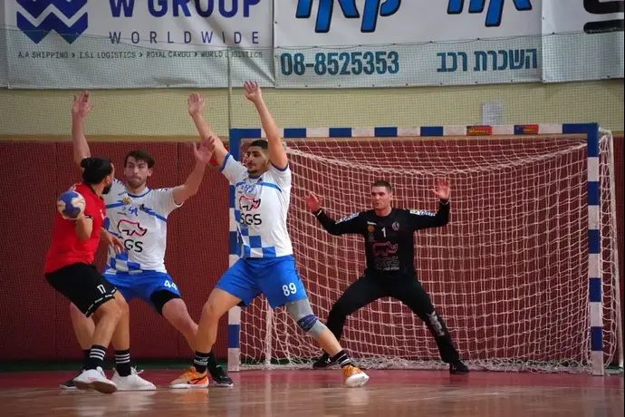 עמרי קושמרו  מאשדוד נגד רמת השרון