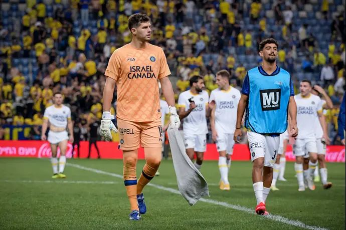 דניאל טננבאום, שוער מכבי תל אביב