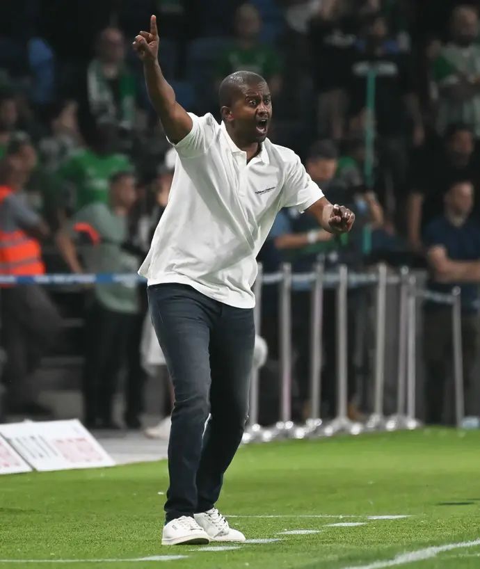 מסאי דגו, מאמן מכבי חיפה