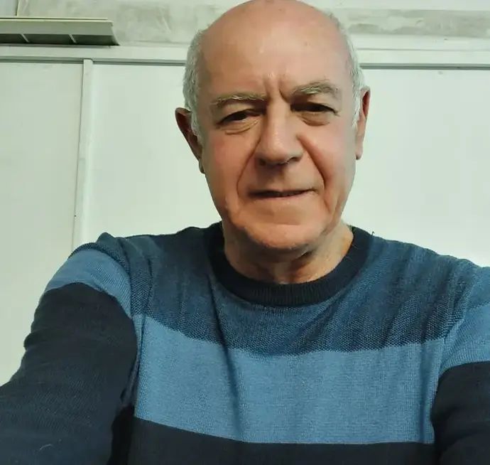 נח איינשטיין