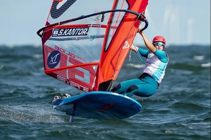 שרון קנטור גולשת רוח ישראלית