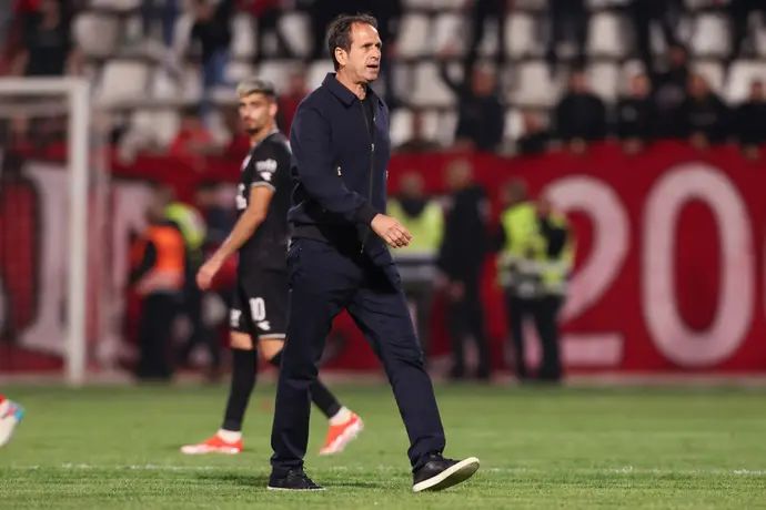 מאמן הפועל חיפה רוני לוי