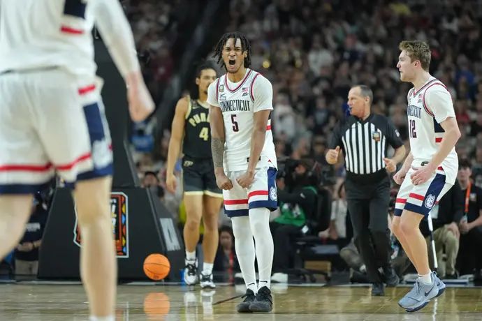 סטפון קאסל, קונטיקט