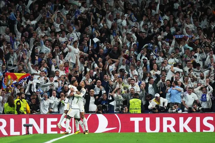 שחקני ריאל מדריד חוגגים