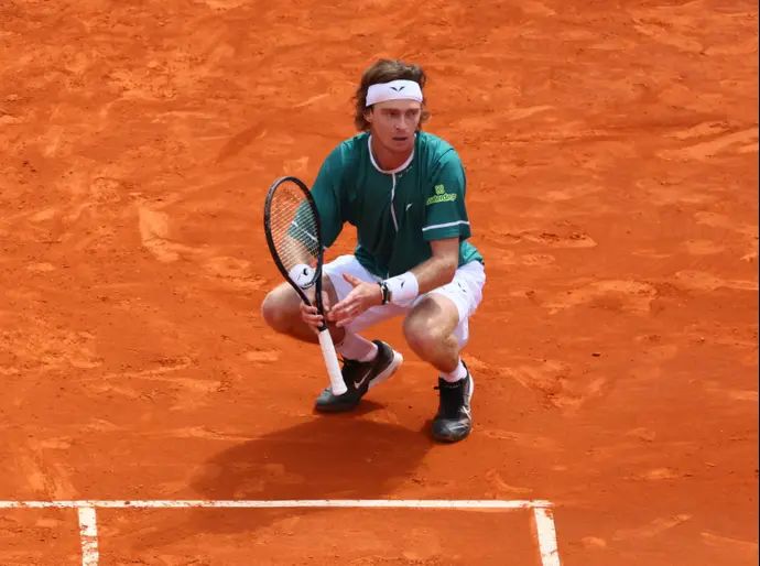 הטניסאי הרוסי אנדריי רובלב