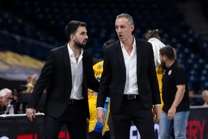 מאמן מכבי תל אביב עודד קטש