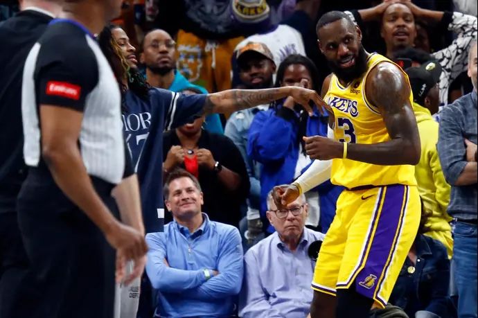 לברון ג'יימס, לוס אנג'לס לייקרס