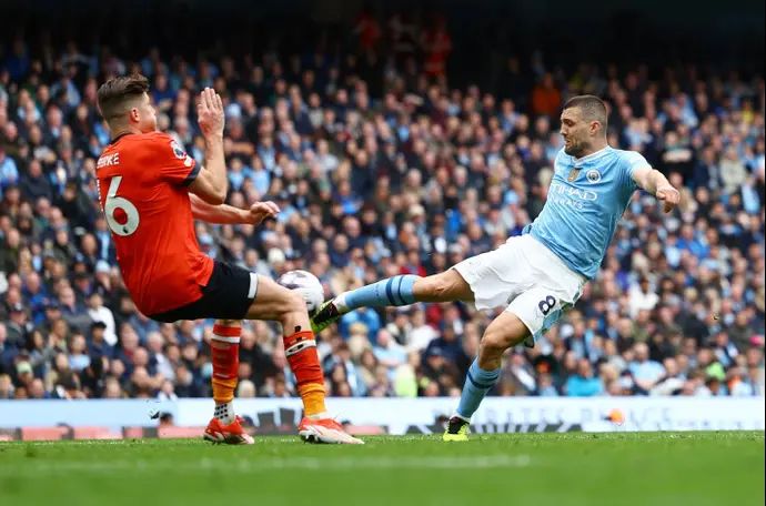 מתאו קובאצ'יץ' מנצ'סטר סיטי