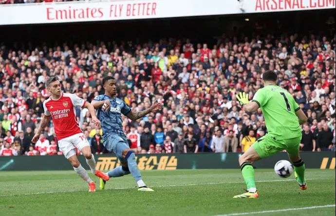 לאנדרו טרוסאר, שחקן ארסנל