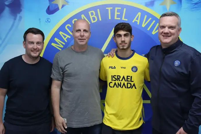 אורי עזו, שחקן קבוצת הנוער של מכבי תל אביב