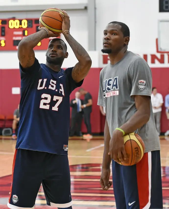 לברון ג'יימס, קווין דוראנט במדי נבחרת ארצות הברית