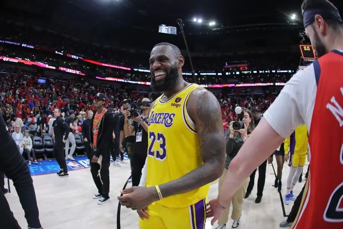 לברון ג'יימס, לוס אנג'לס לייקרס