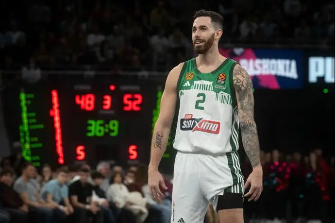 לוקה וילדוסה, פנאתינייקוס