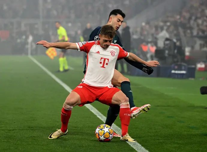 יוזואה קימיש באיירן מינכן נגד גבריאל מרטינלי ארסנל