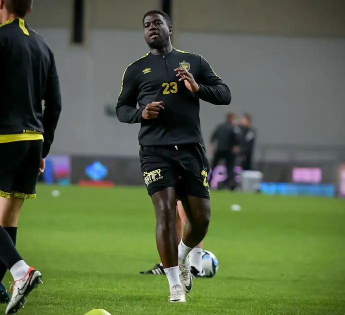 מיירון ג'ורג' שחקן בית