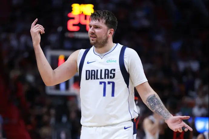 לוקה דונצ'יץ', דאלאס מאבריקס