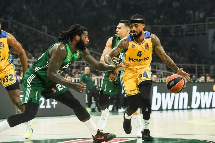 לורנזו בראון, שחקן מכבי תל אביב