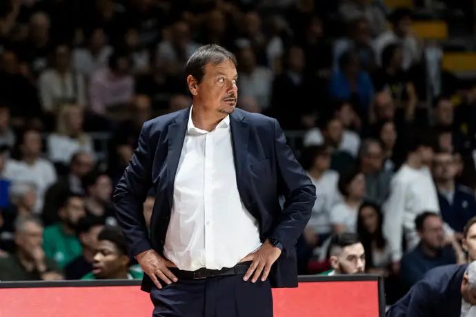 מאמן פנאתינייקוס, ארגין עתמאן