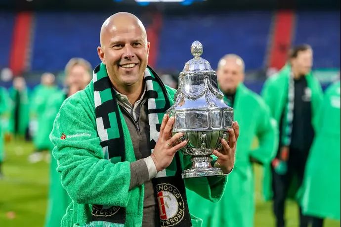 מאמן פיינורד ארנה סלוט