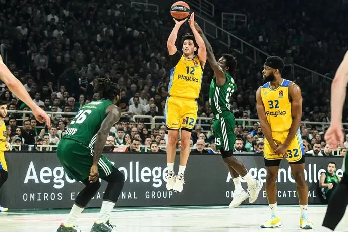 ג'ון דיברתולומאו, שחקן מכבי תל אביב