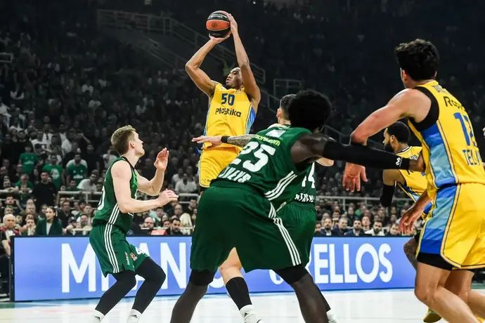 בונזי קולסון מכבי תל אביב