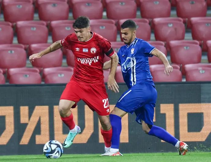 יוני סטויאנוב הפועל באר שבע לצד זאהי אחמד בני סכנין