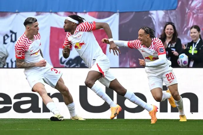 מוחמד סימאקן, שחקן לייפציג, חוגג