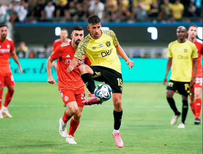 דור מיכה, בית"ר ירושלים, לפני הישאם לאיוס, הפועל תל אביב