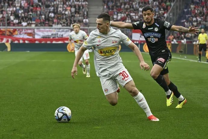 שחקן רד בול זלצבורג, אוסקר גלוך