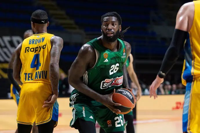 מתיאס לסור שחקן פנאתינייקוס