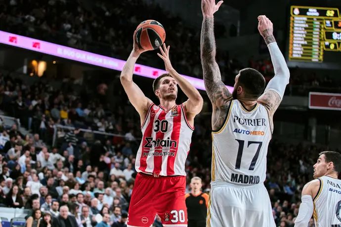 פיליפ פטרושב, אולימפיאקוס, מול ונסן פוארייה, ריאל מדריד