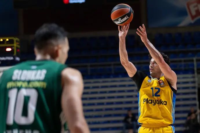 ג'ון דיברתולומאו, שחקן מכבי תל אביב