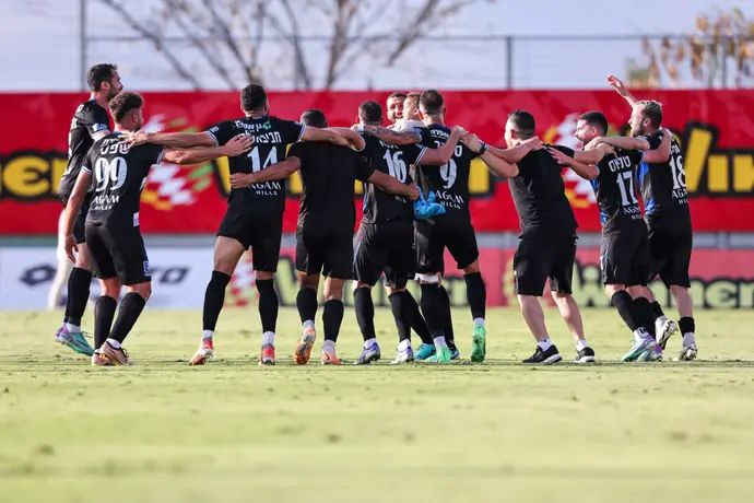 שחקני עירוני טבריה חוגגים