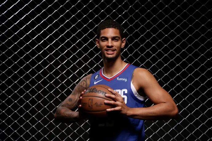 הכדורסלן האמריקאי מייקל דבו