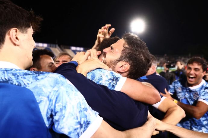 ססק פברגאס, עוזר מאמן קומו