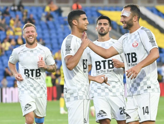 תמיר גלזר, אלעד מדמון שחקני הפועל חדרה חוגגים