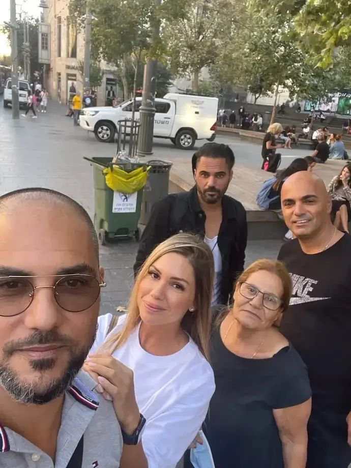 ליאור אסולין, אורטל והמשפחה בצילום משותף