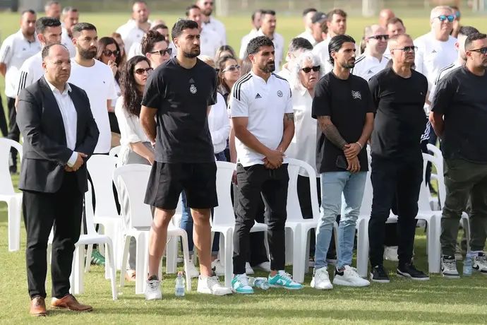 אלון חרזי, ליאור רפאלוב, קני סייף, שריף כיוף, איציק עובדיה בטקס יום הזיכרון של מכבי חיפה