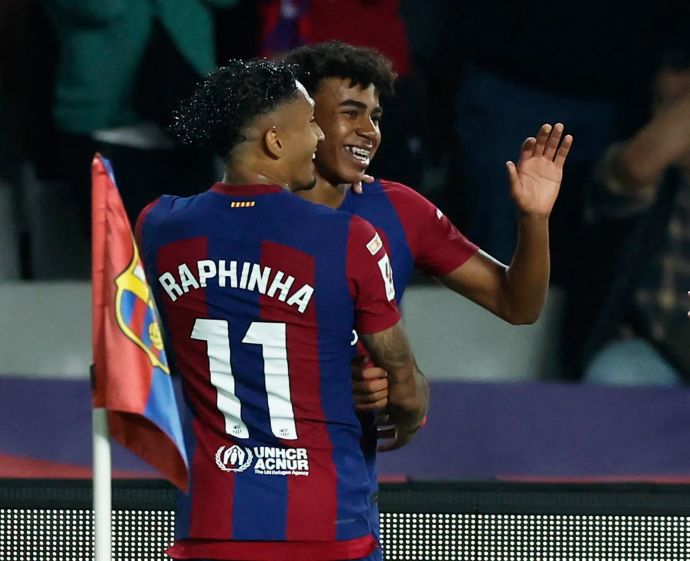 לאמין ימאל ברצלונה חוגג