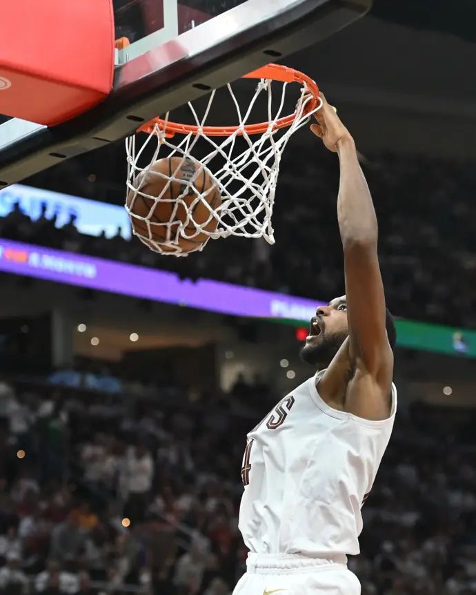 אוון מובלי, קליבלנד קאבלירס