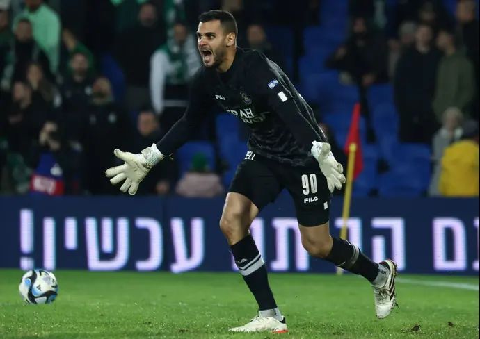 רועי משפתי שוער מכבי תל אביב