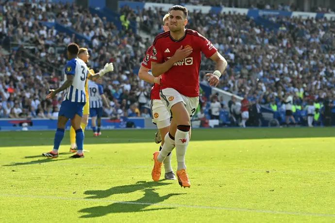 דיוגו דאלוט מנצ'סטר יונייטד