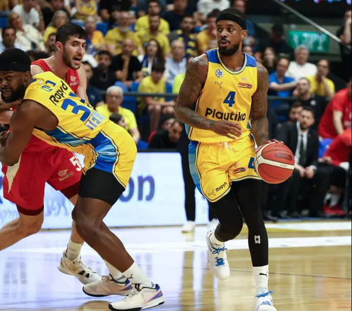 לורנזו בראון מכבי תל אביב