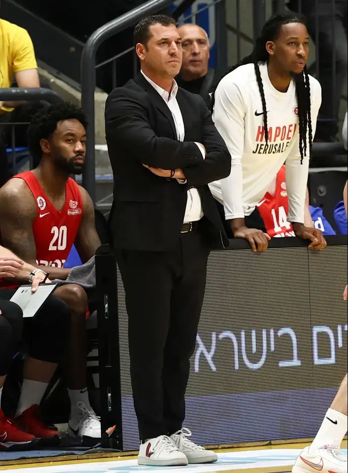 יונתן אלון מאמן הפועל ירושלים
