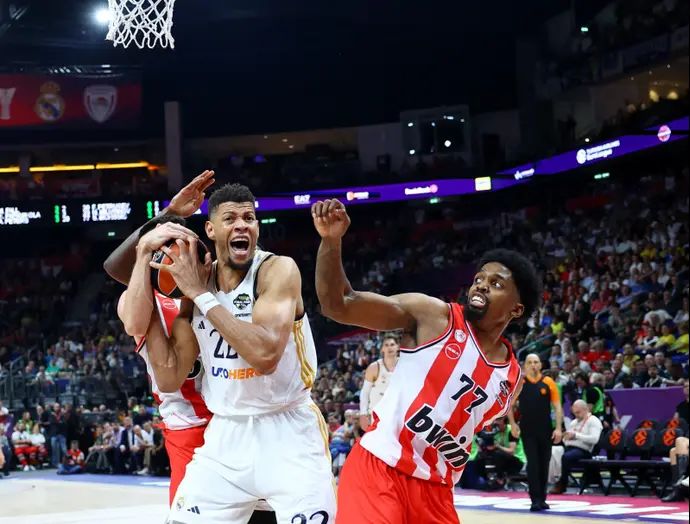 שחקן ריאל מדריד וולטר טבארס