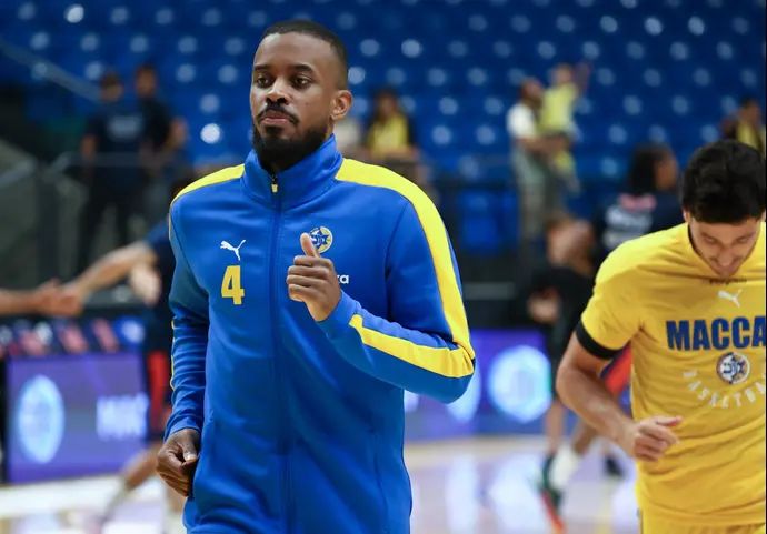 לורנזו בראון, שחקן מכבי תל אביב