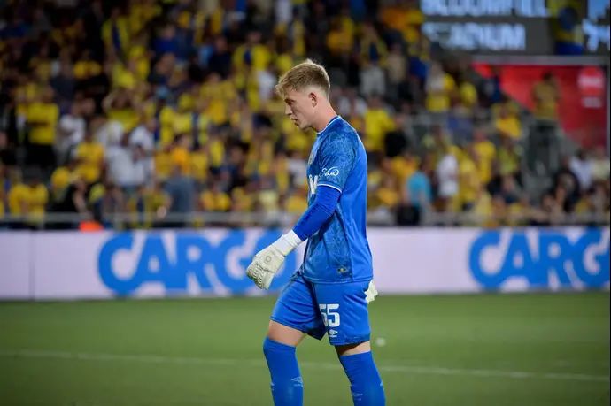 שוער הפועל באר שבע ניב אליאסי